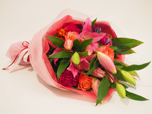 ピンクユリ豪華エレガントブーケ｜還暦祝い 誕生日 記念日 贈呈用 花束